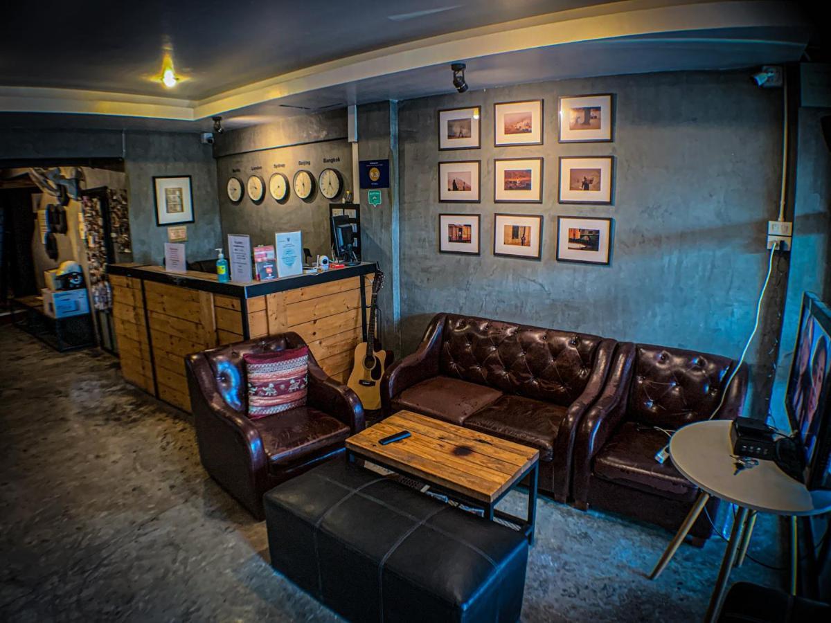 84 Gallery Chiang Mai Extérieur photo